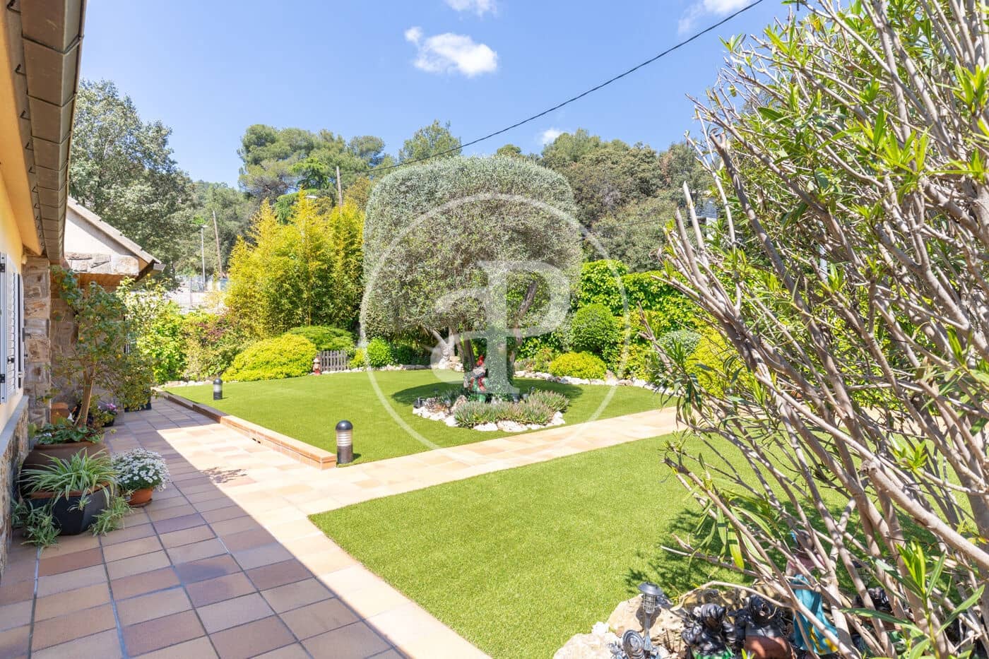 5 slaapkamer Villa te koop in Matadepera met zwembad - € 795.000 (Ref: 9029903)