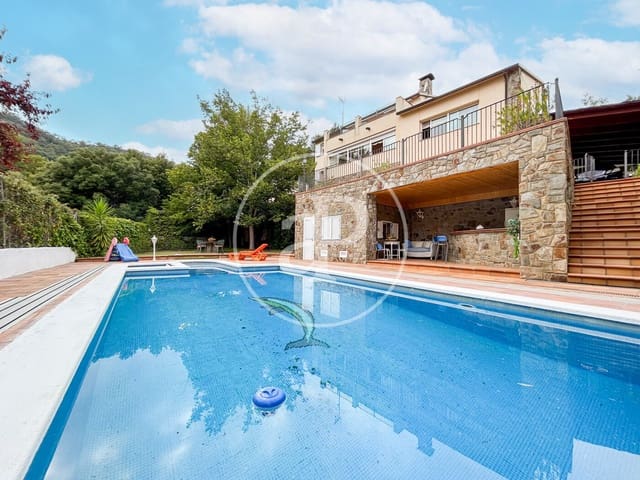 5 slaapkamer Villa te koop in Matadepera met zwembad - € 795.000 (Ref: 9029903)