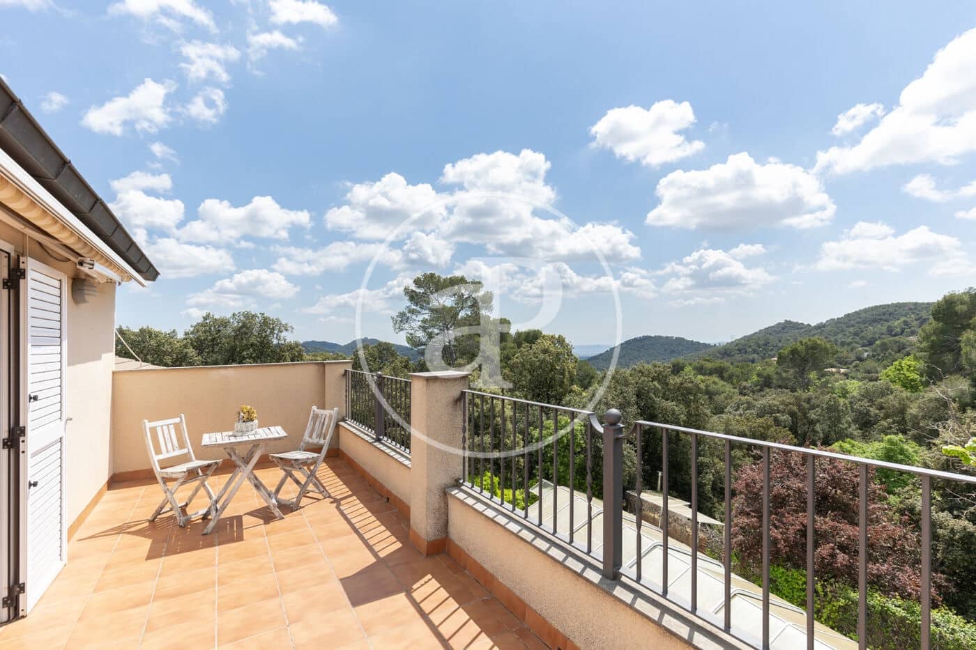 5 slaapkamer Villa te koop in Matadepera met zwembad - € 795.000 (Ref: 9029903)