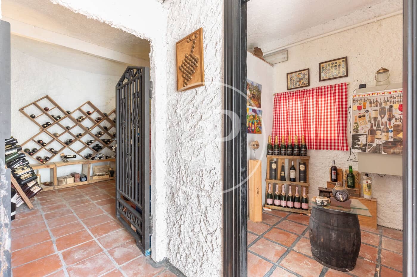 5 slaapkamer Villa te koop in Matadepera met zwembad - € 795.000 (Ref: 9029903)