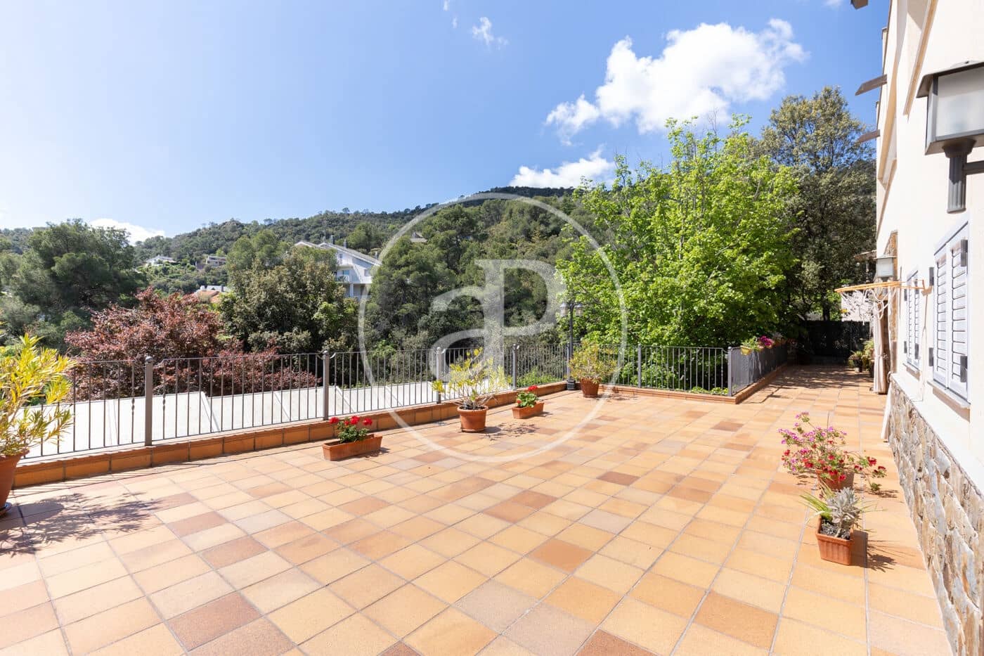 5 slaapkamer Villa te koop in Matadepera met zwembad - € 795.000 (Ref: 9029903)