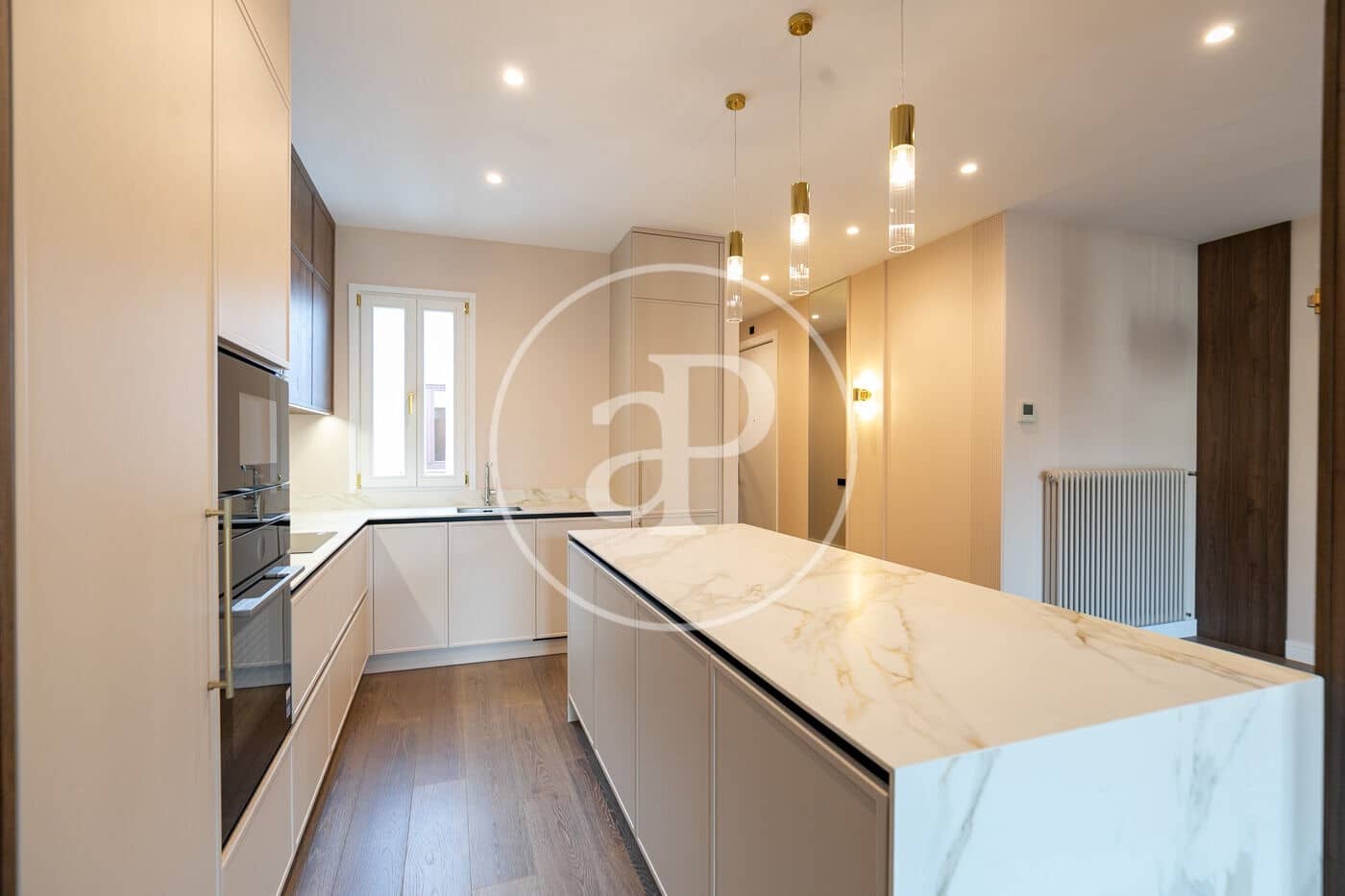 4 slaapkamer Appartement te koop in Barcelona stad - € 1.435.000 (Ref: 9031417)
