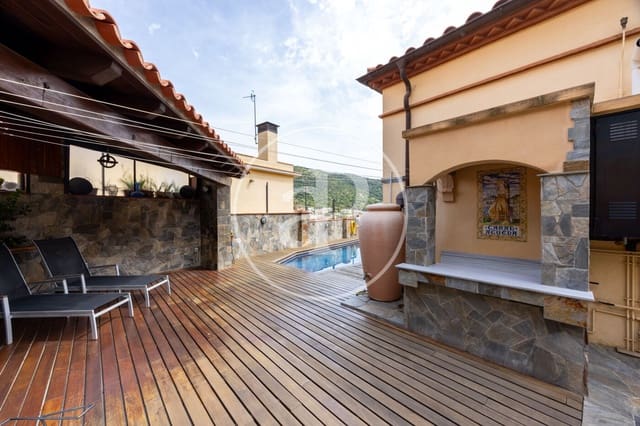 4 soverom Villa til salgs i Teià med svømmebasseng - € 770 000 (Ref: 9036948)