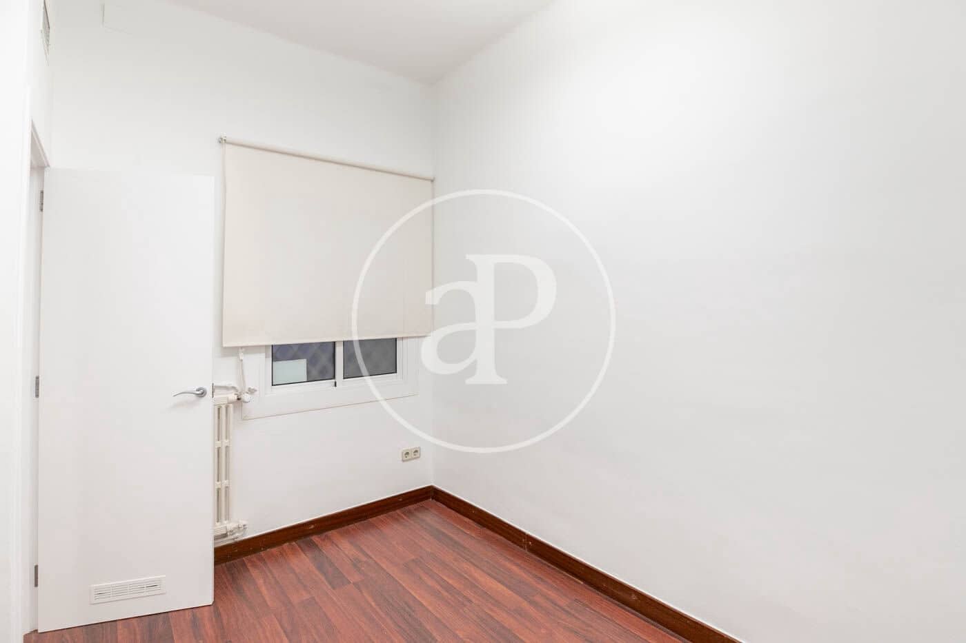 4 soveværelse Lejlighed til salg i Barcelona by - € 625.000 (Ref: 9049112)