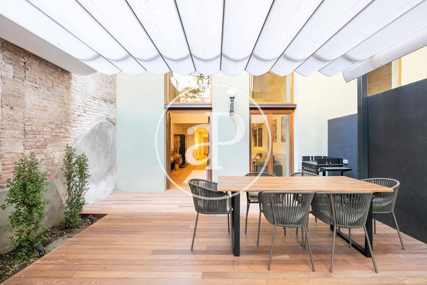 Leilighet til salgs i Barcelona by - € 1 400 000 (Ref: 9051265)