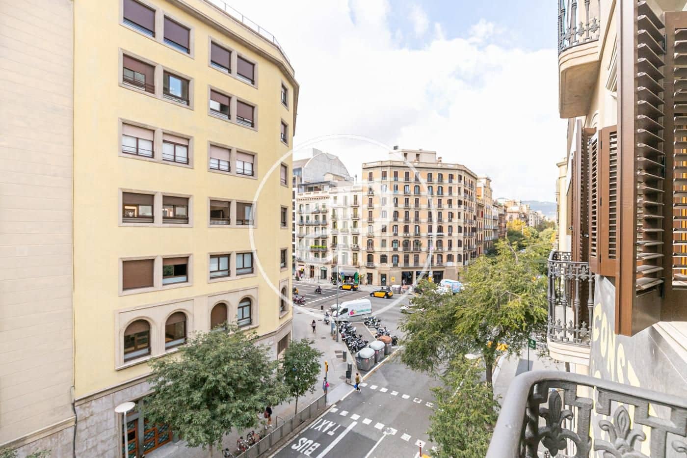 Leilighet til salgs i Barcelona by - € 1 400 000 (Ref: 9051267)