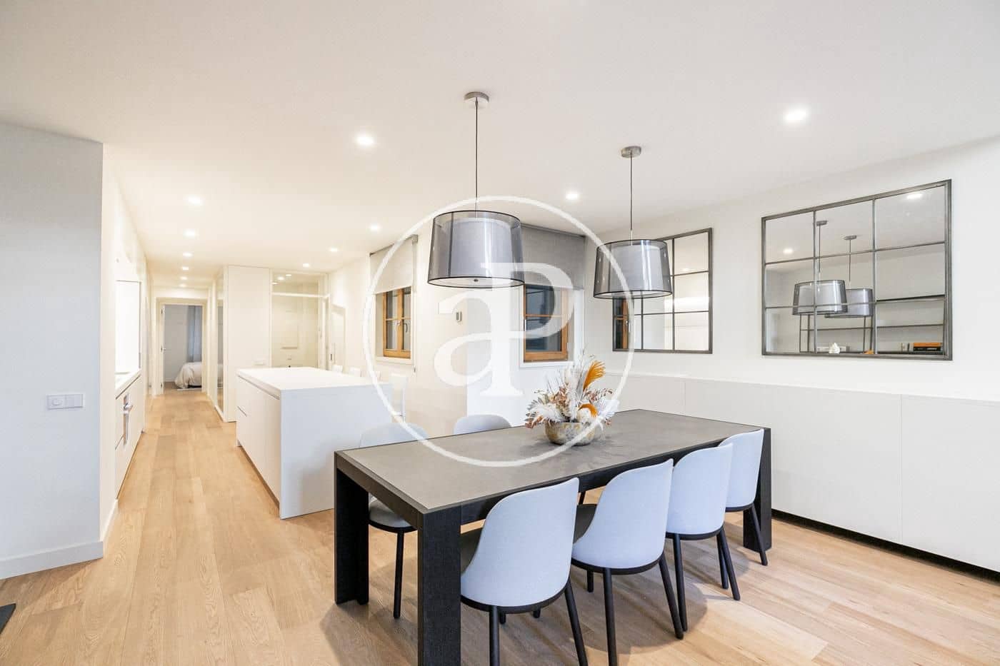 Leilighet til salgs i Barcelona by - € 1 400 000 (Ref: 9051268)