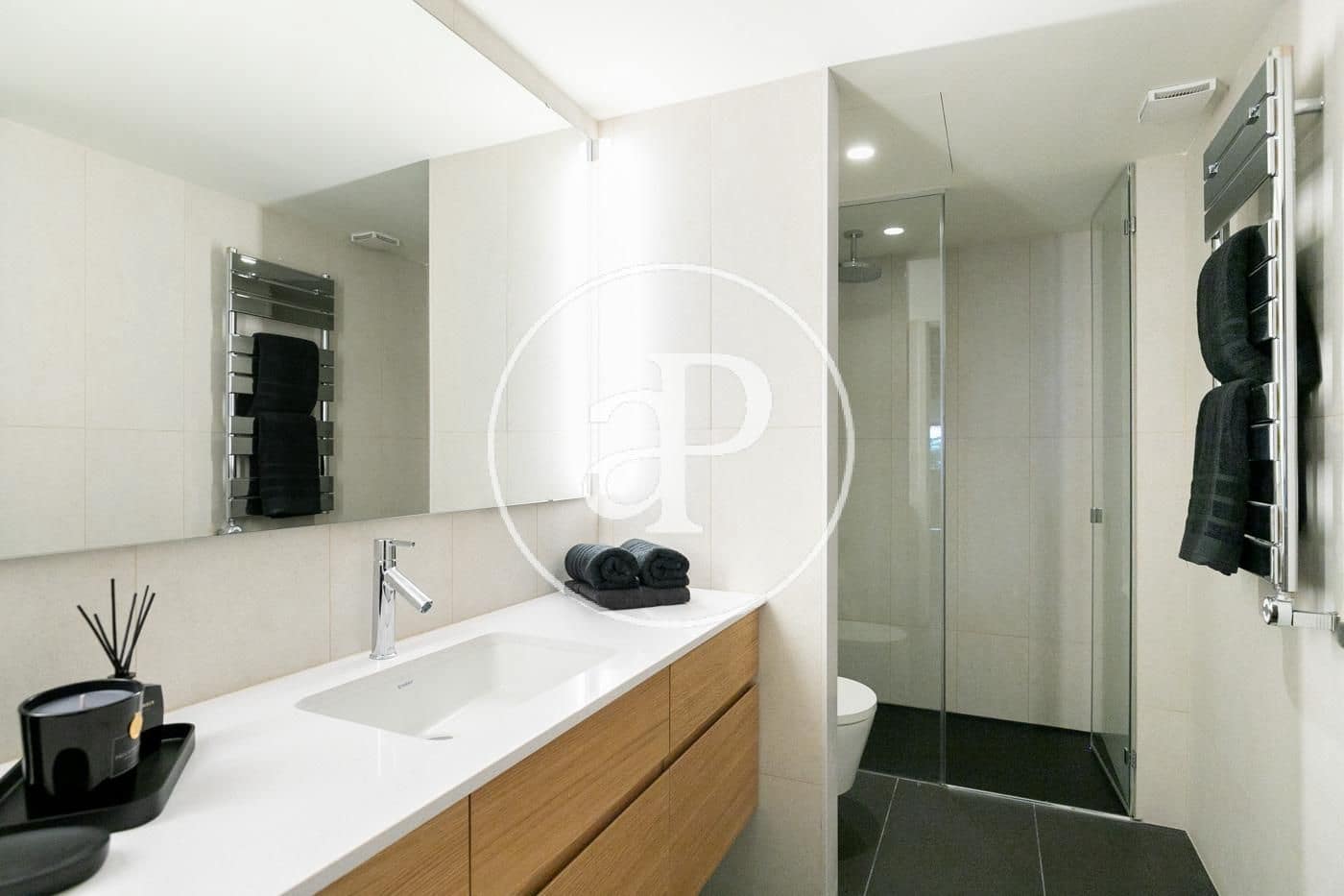 Leilighet til salgs i Barcelona by - € 1 400 000 (Ref: 9051268)