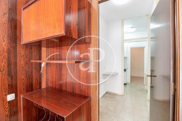 4 soveværelse Lejlighed til salg i Les Corts, Barcelona by - € 585.000 (Ref: 9051269)