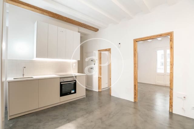 2 soverom Leilighet til salgs i La Barceloneta, Barcelona by - € 330 000 (Ref: 9051271)