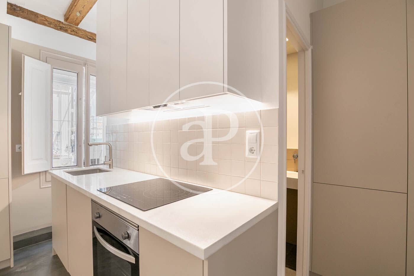 2 makuuhuone Huoneisto myytävänä paikassa Barcelona kaupunki - 330 000 € (Ref: 9051271)