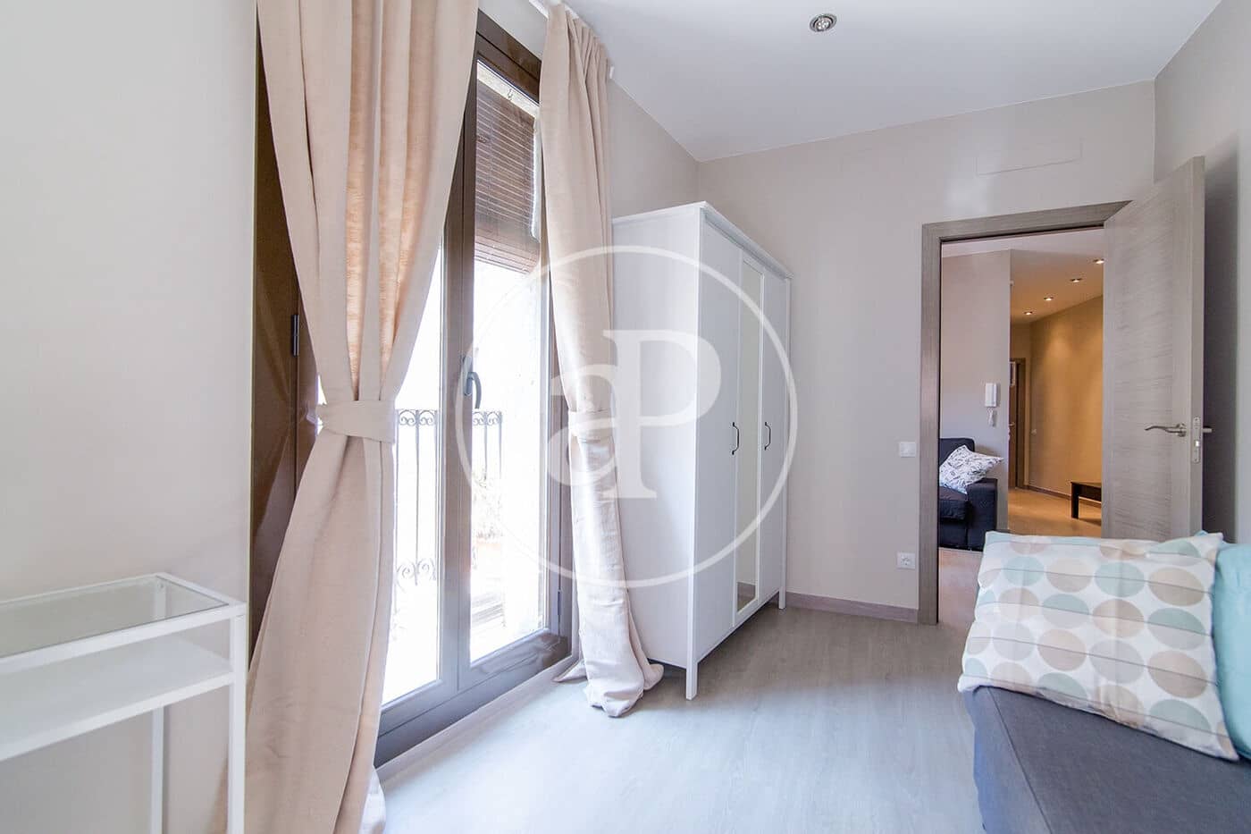 2 quarto Apartamento para arrendar em Barcelona cidade - 1 500 € (Ref: 9051272)