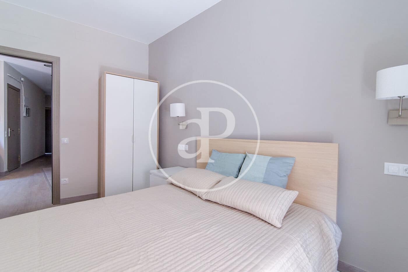 2 quarto Apartamento para arrendar em Barcelona cidade - 1 500 € (Ref: 9051272)