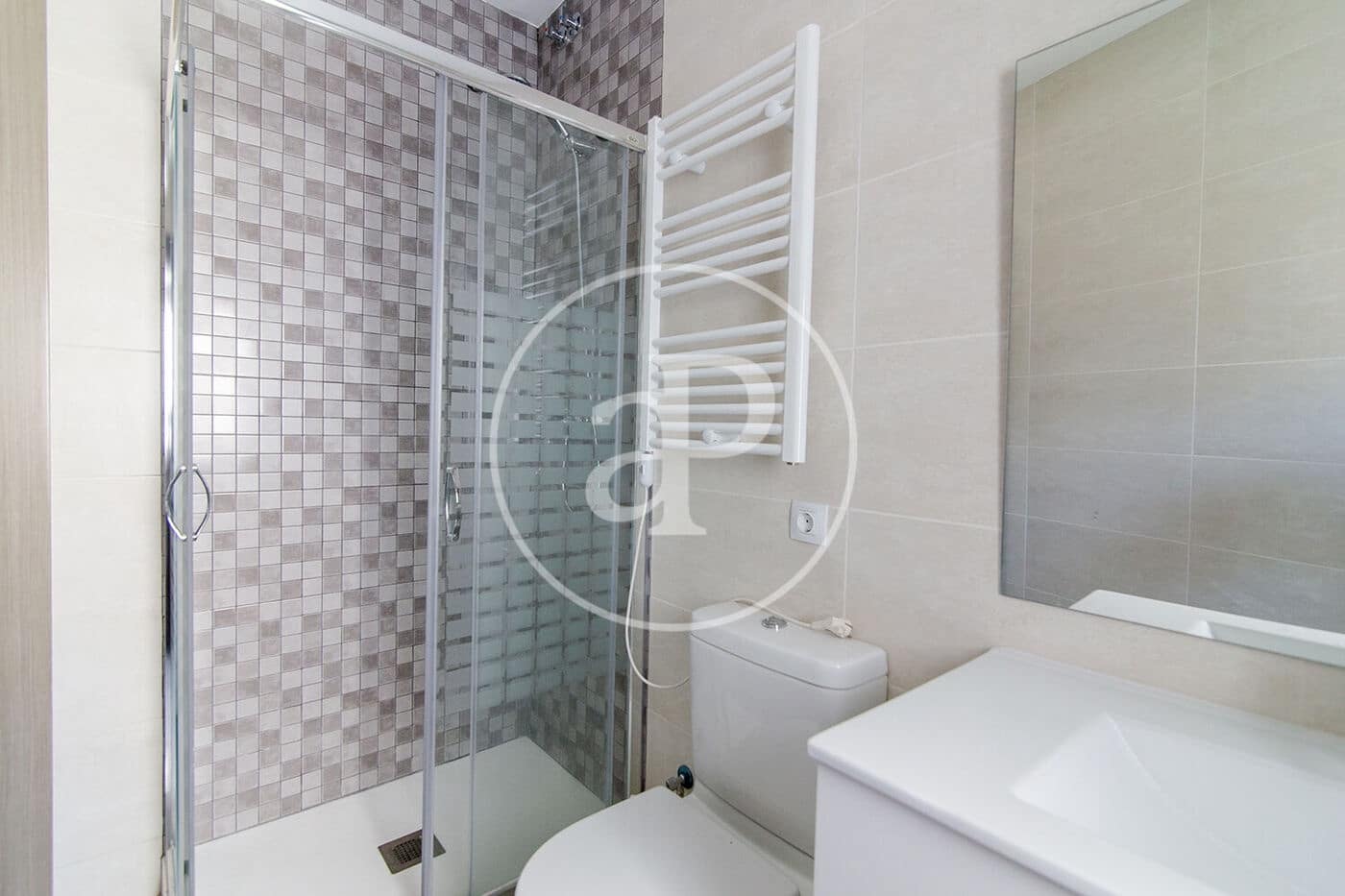 2 quarto Apartamento para arrendar em Barcelona cidade - 1 500 € (Ref: 9051272)