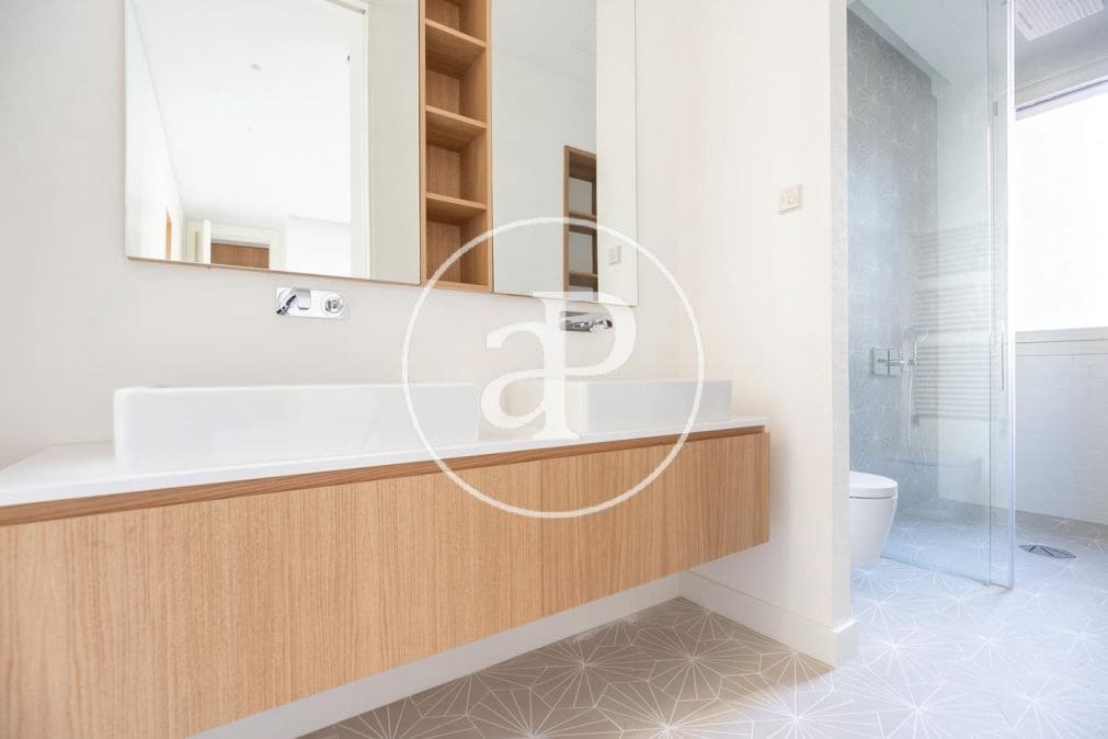 1 soveværelse Lejlighed til salg i Barcelona by med swimmingpool - € 1.400.000 (Ref: 9051274)