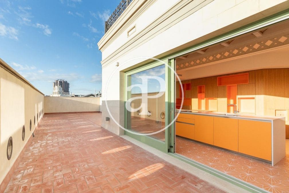 1 soverom Leilighet til salgs i Barcelona by med svømmebasseng - € 1 400 000 (Ref: 9051278)