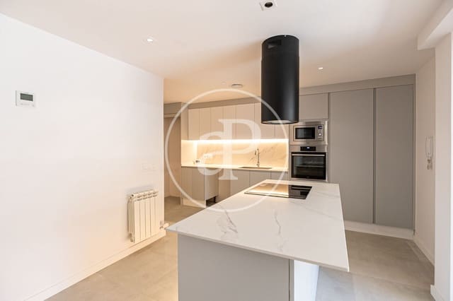 5 bedroom Apartment for sale in Les Tres Torres, Barcelona city - € 1,490,000 (Ref: 9057853)