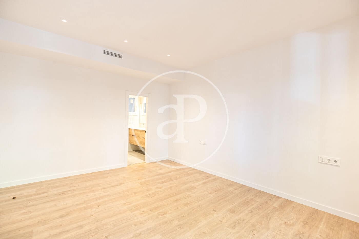 5 soverom Leilighet til salgs i Barcelona by - € 1 490 000 (Ref: 9057853)