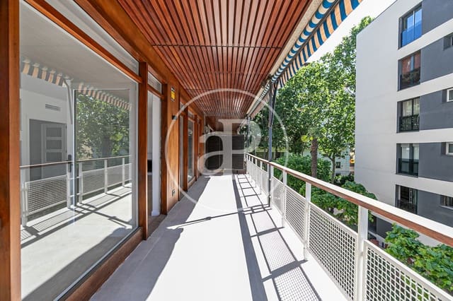 5 bedroom Apartment for sale in Les Tres Torres, Barcelona city - € 1,490,000 (Ref: 9057853)