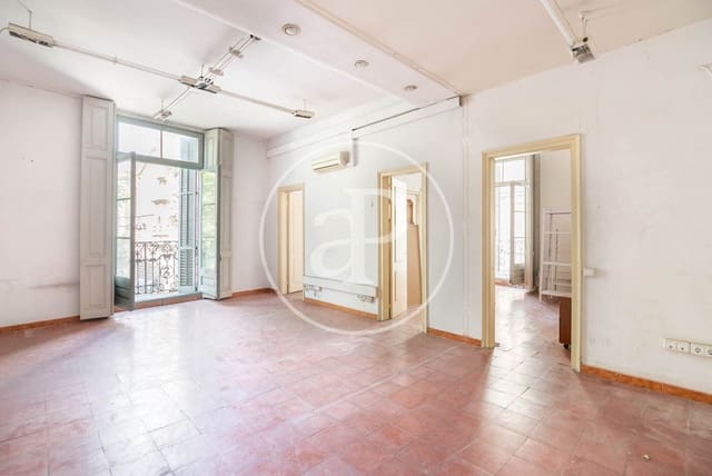 4 bedroom Apartment for sale in El Barri Gòtic, Barcelona city - € 1,075,000 (Ref: 9057854)