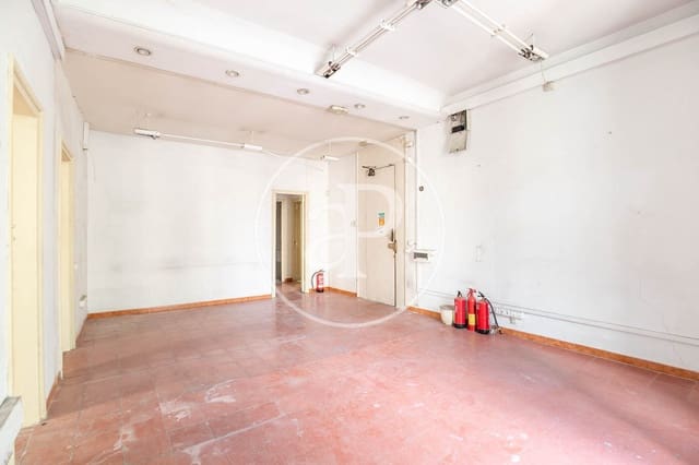 4 bedroom Apartment for sale in El Barri Gòtic, Barcelona city - € 1,075,000 (Ref: 9057854)