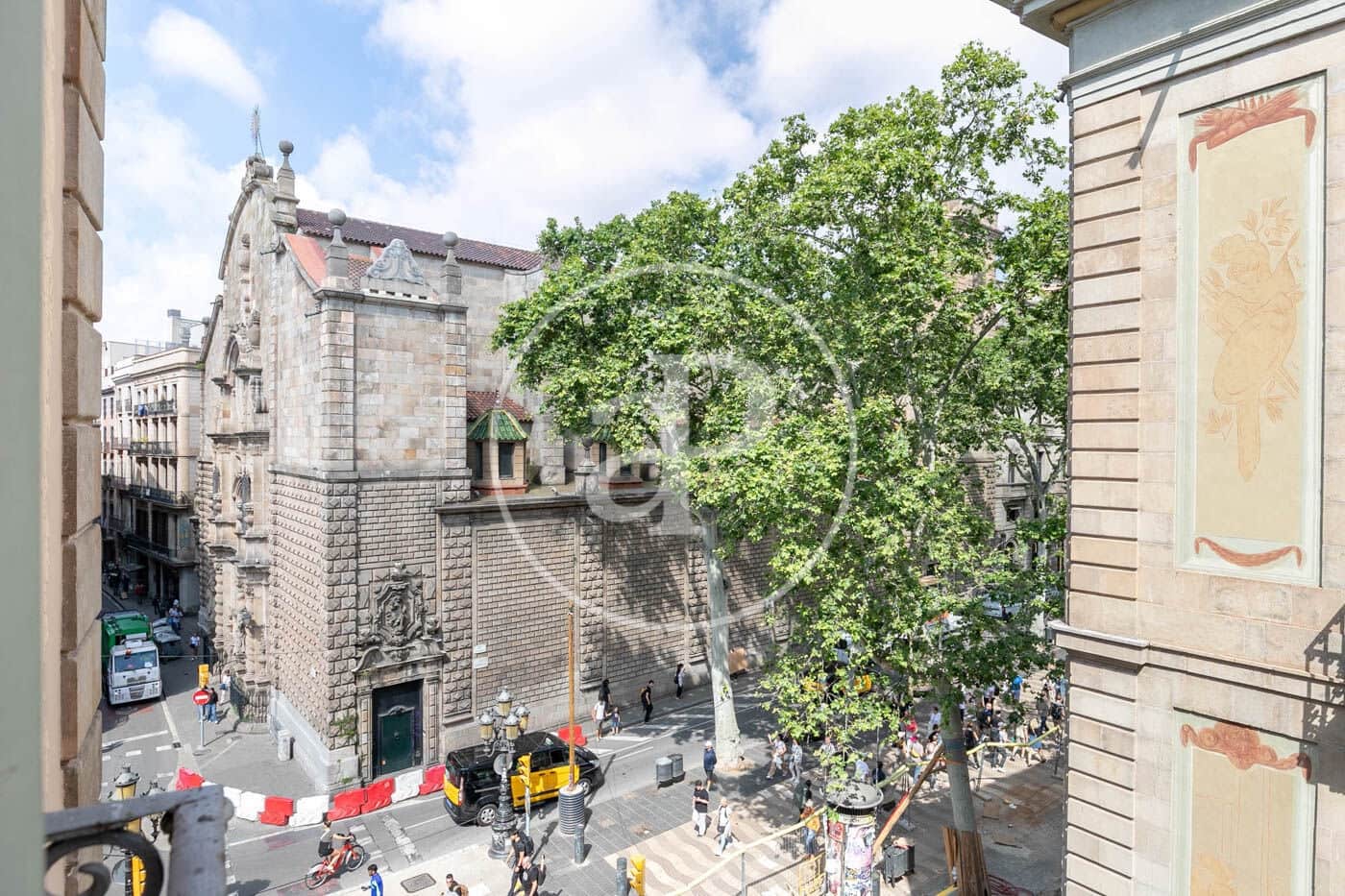 5 soveværelse Lejlighed til salg i Barcelona by - € 1.900.000 (Ref: 9057855)