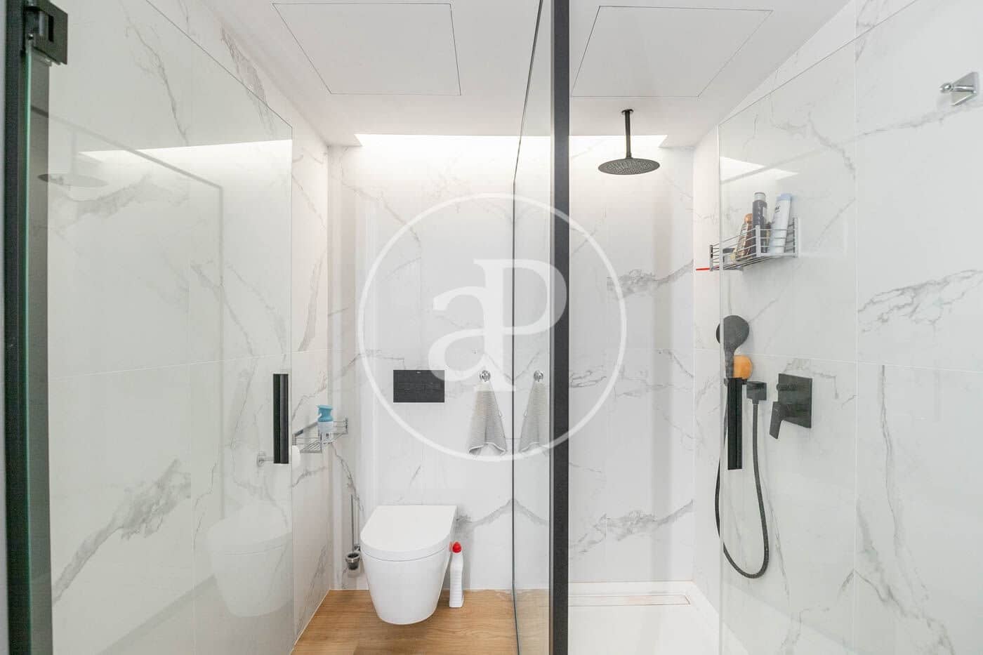 2 soveværelse Lejlighed til salg i Barcelona by - € 1.100.000 (Ref: 9057856)