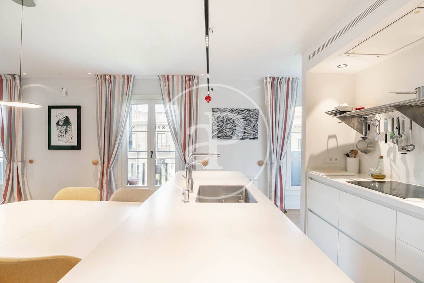 2 soveværelse Lejlighed til salg i Barcelona by - € 1.100.000 (Ref: 9057856)