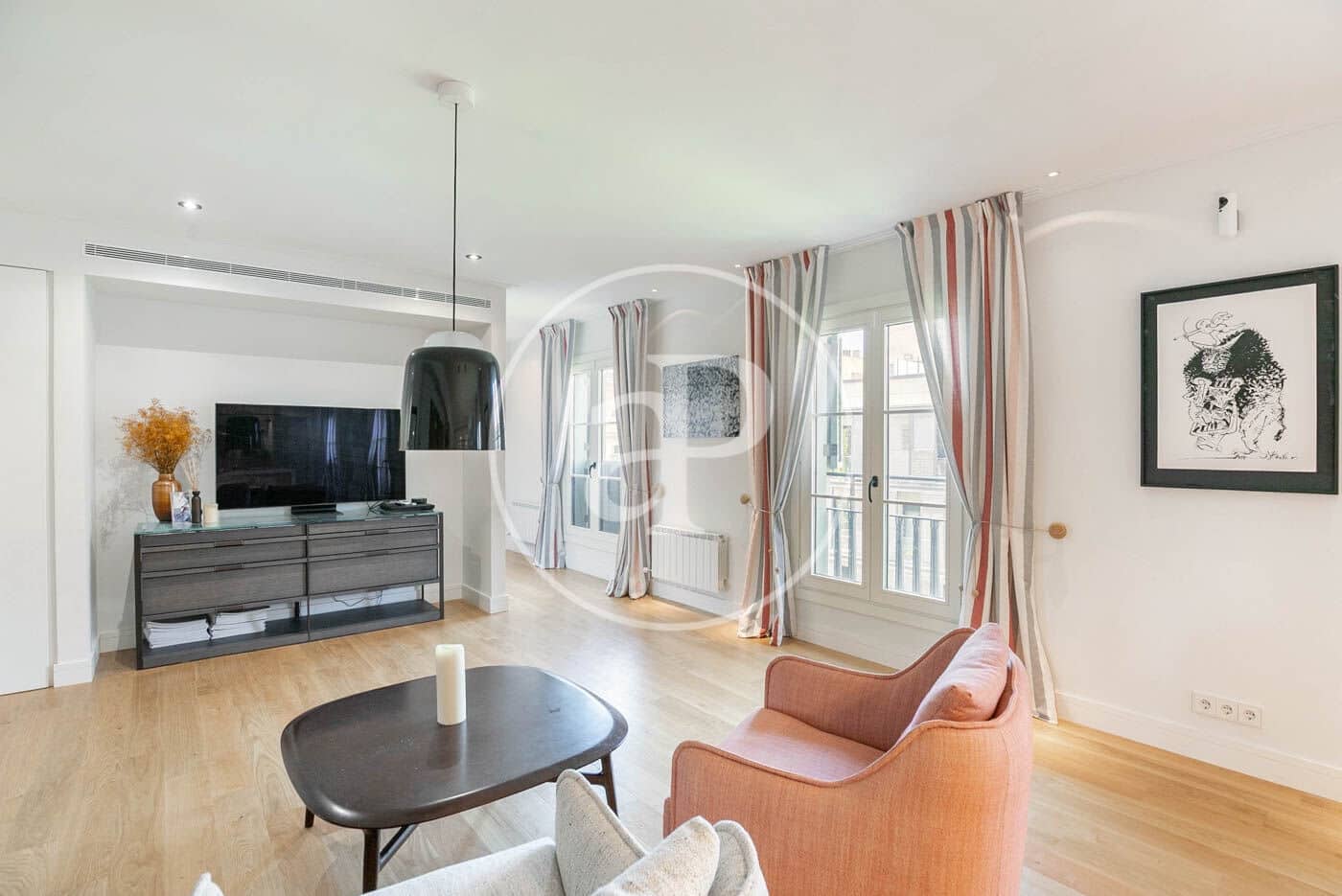 2 soveværelse Lejlighed til salg i Barcelona by - € 1.100.000 (Ref: 9057856)