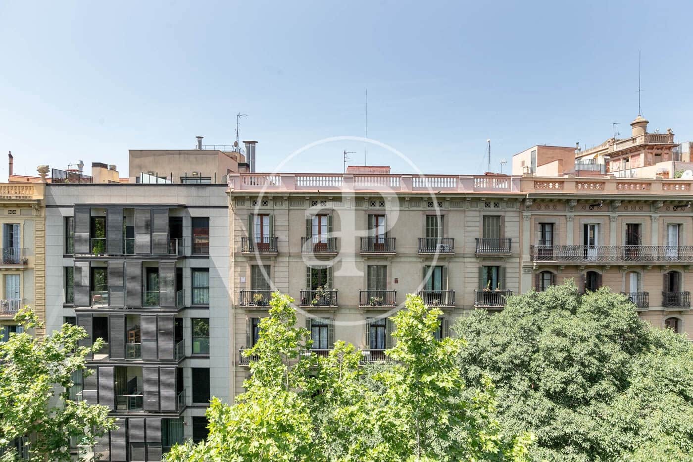 2 soveværelse Lejlighed til salg i Barcelona by - € 1.100.000 (Ref: 9057856)