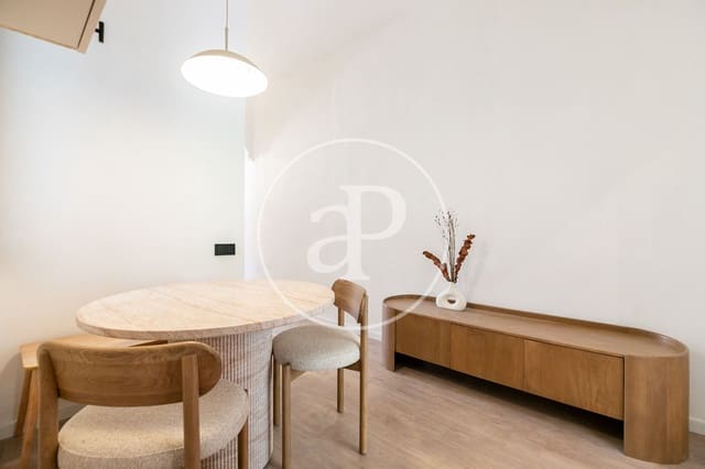 2 slaapkamer Appartement te koop in La Barceloneta, Barcelona stad - € 335.000 (Ref: 9059711)