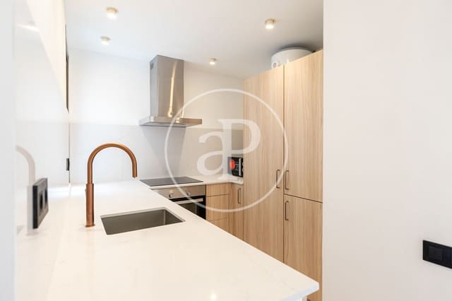 2 slaapkamer Appartement te koop in La Barceloneta, Barcelona stad - € 335.000 (Ref: 9059711)