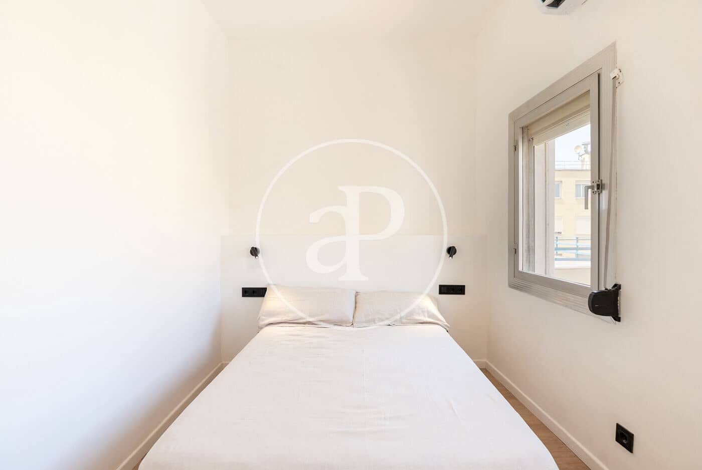 2 slaapkamer Appartement te koop in Barcelona stad - € 335.000 (Ref: 9059711)