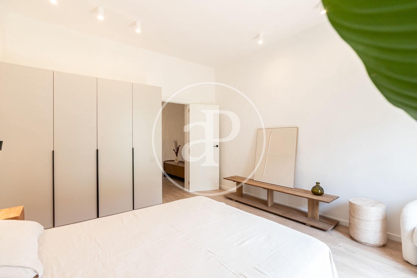 2 slaapkamer Appartement te koop in Barcelona stad - € 335.000 (Ref: 9059711)