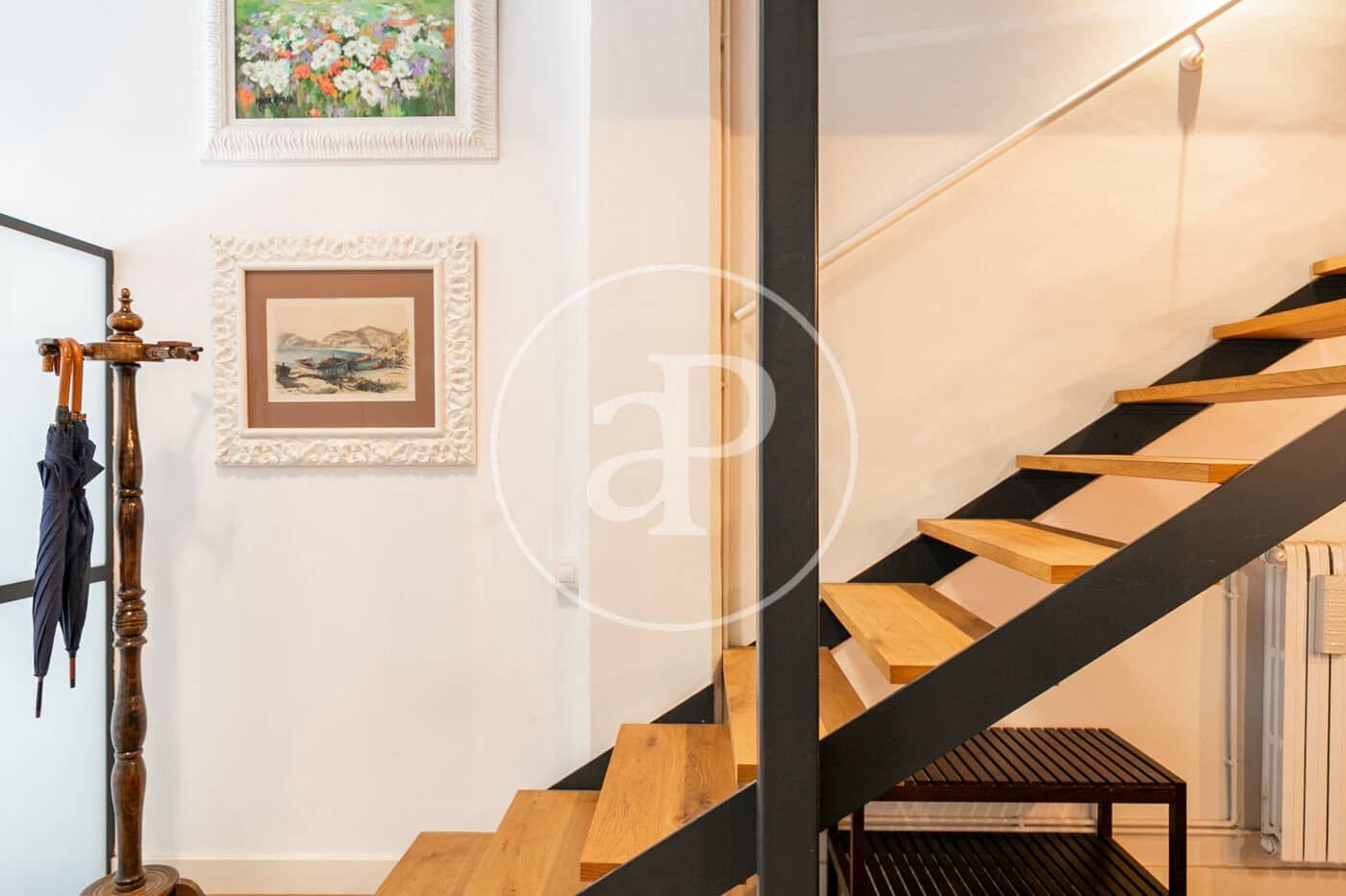 3 bedroom Apartment for rent in Barcelona city - € 2,912 (Ref: 9062625)