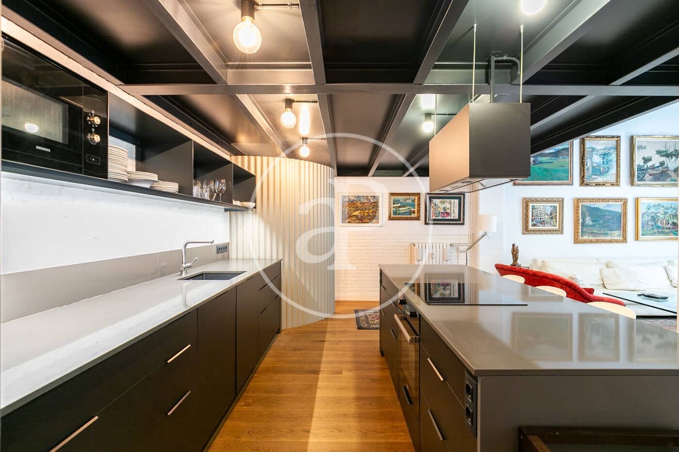 3 bedroom Apartment for rent in Barcelona city - € 2,912 (Ref: 9062625)