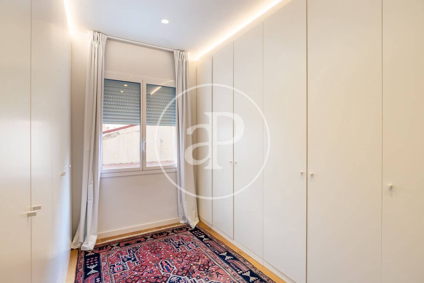 3 bedroom Apartment for rent in Barcelona city - € 2,912 (Ref: 9062625)