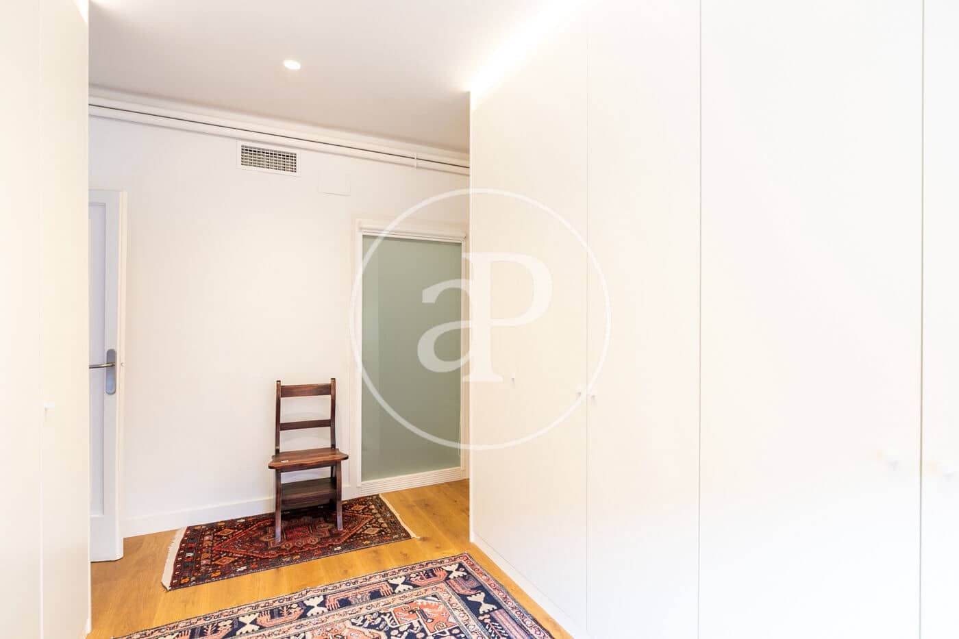 3 bedroom Apartment for rent in Barcelona city - € 2,912 (Ref: 9062625)