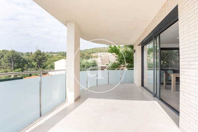 4 bedroom Apartment for rent in Sant Boi de Llobregat - € 4,300 (Ref: 9062626)