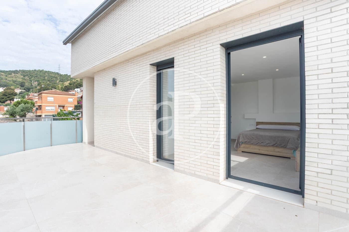 4 bedroom Apartment for rent in Sant Boi de Llobregat - € 4,300 (Ref: 9062626)