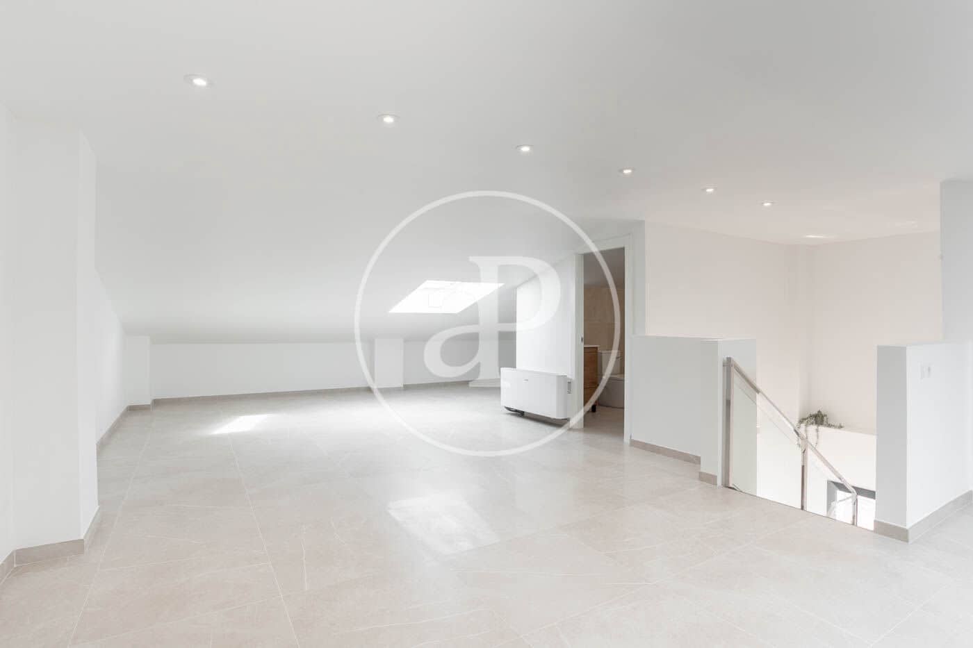 4 bedroom Apartment for rent in Sant Boi de Llobregat - € 4,300 (Ref: 9062626)