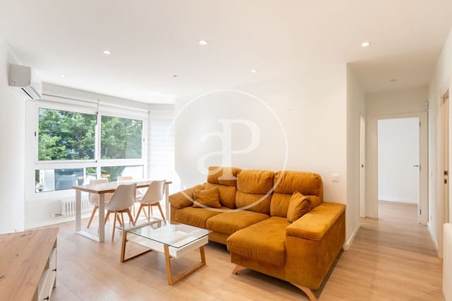 3 soveværelse Lejlighed til leje i La Nova Esquerra de L'Eixample, Barcelona by - € 1.800 (Ref: 9062628)