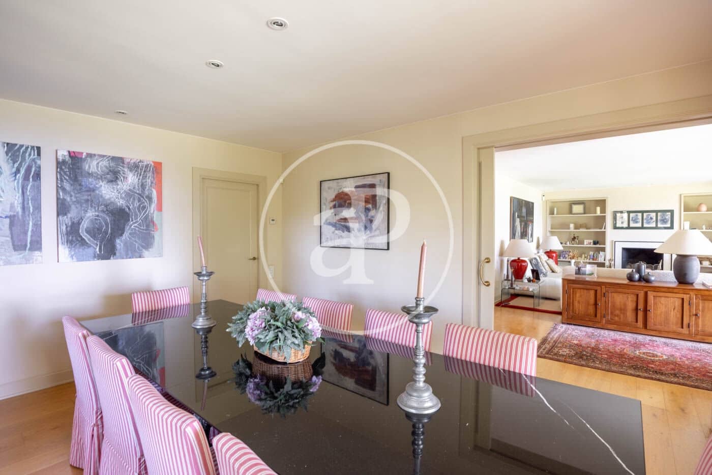 4 bedroom Villa for sale in Sant Vicenc de Montalt with pool - € 2,900,000 (Ref: 9065444)