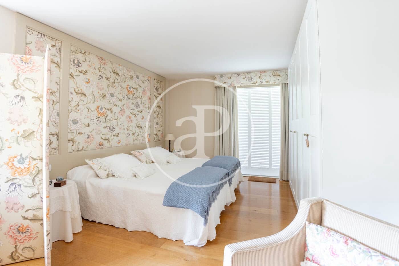 4 bedroom Villa for sale in Sant Vicenc de Montalt with pool - € 2,900,000 (Ref: 9065444)