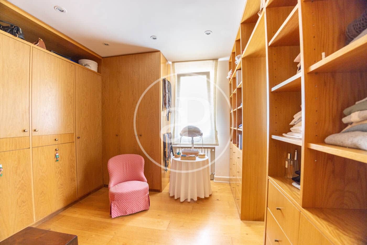 4 bedroom Villa for sale in Sant Vicenc de Montalt with pool - € 2,900,000 (Ref: 9065444)