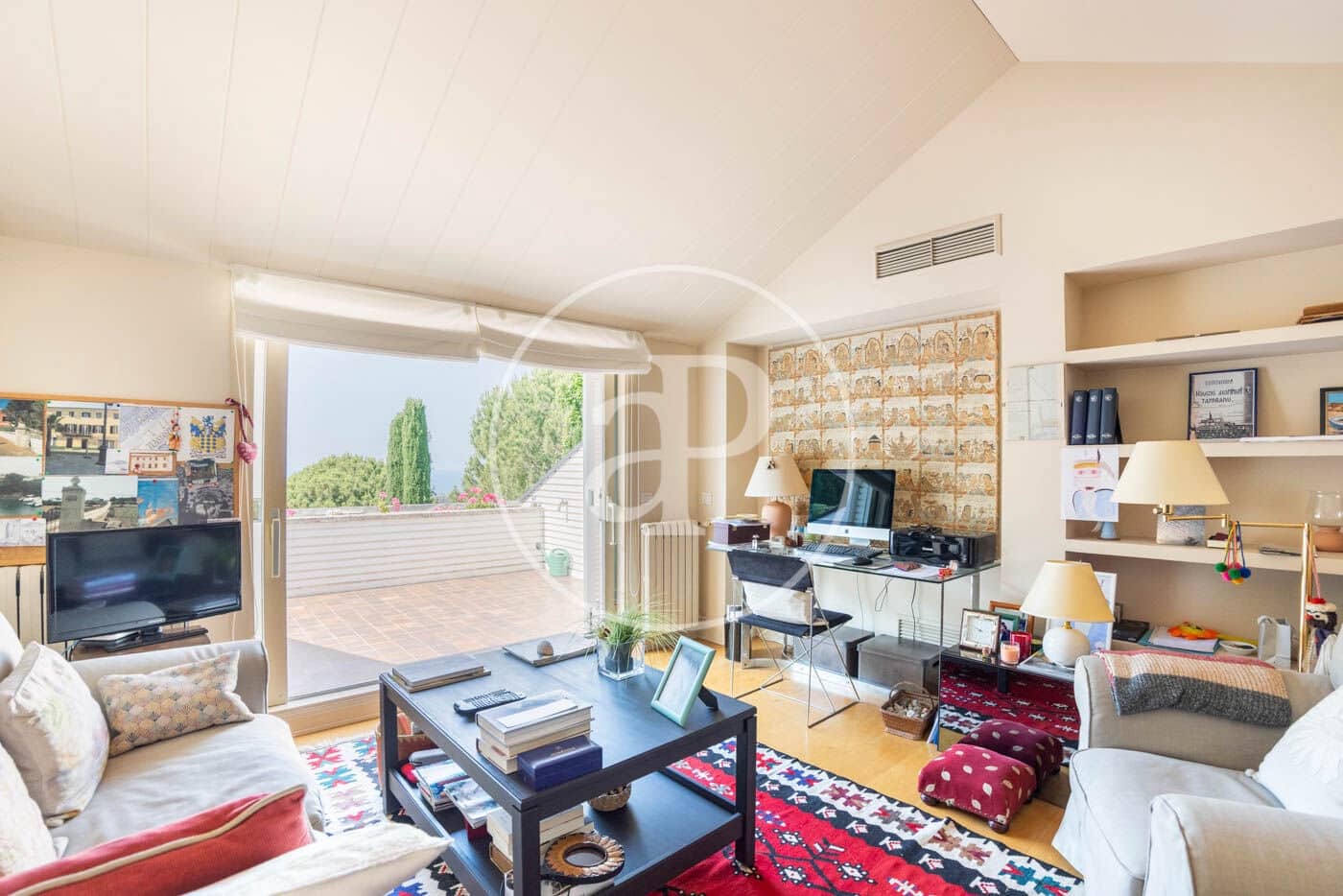 4 bedroom Villa for sale in Sant Vicenc de Montalt with pool - € 2,900,000 (Ref: 9065444)