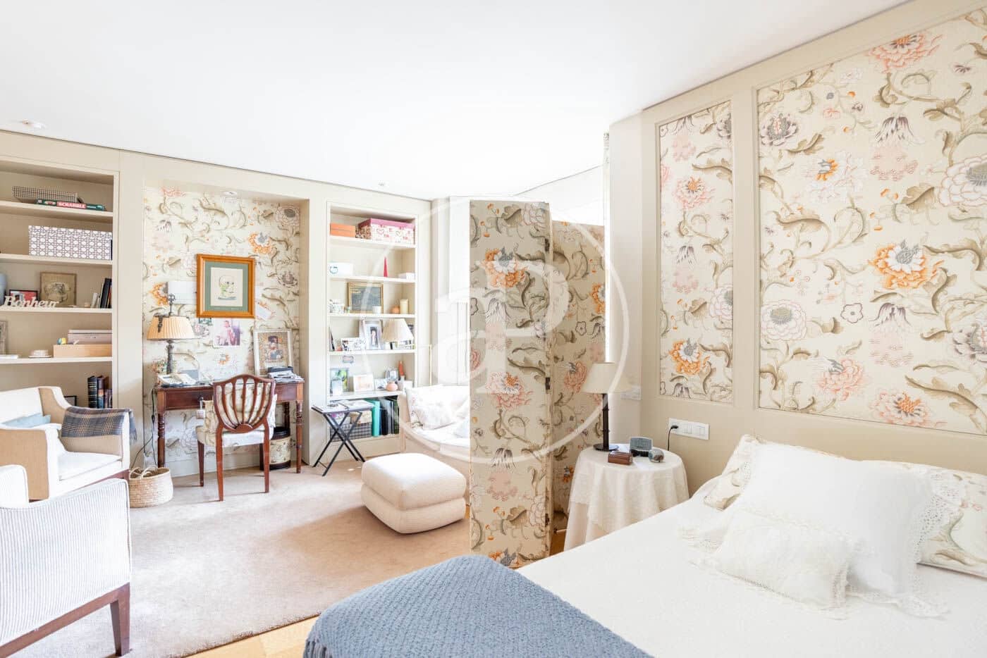 4 bedroom Villa for sale in Sant Vicenc de Montalt with pool - € 2,900,000 (Ref: 9065444)