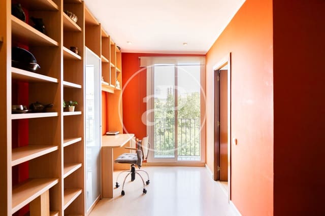2 Zimmer Apartment zu verkaufen in El Raval, Barcelona Stadt - 260.000 € (Ref: 9069045)