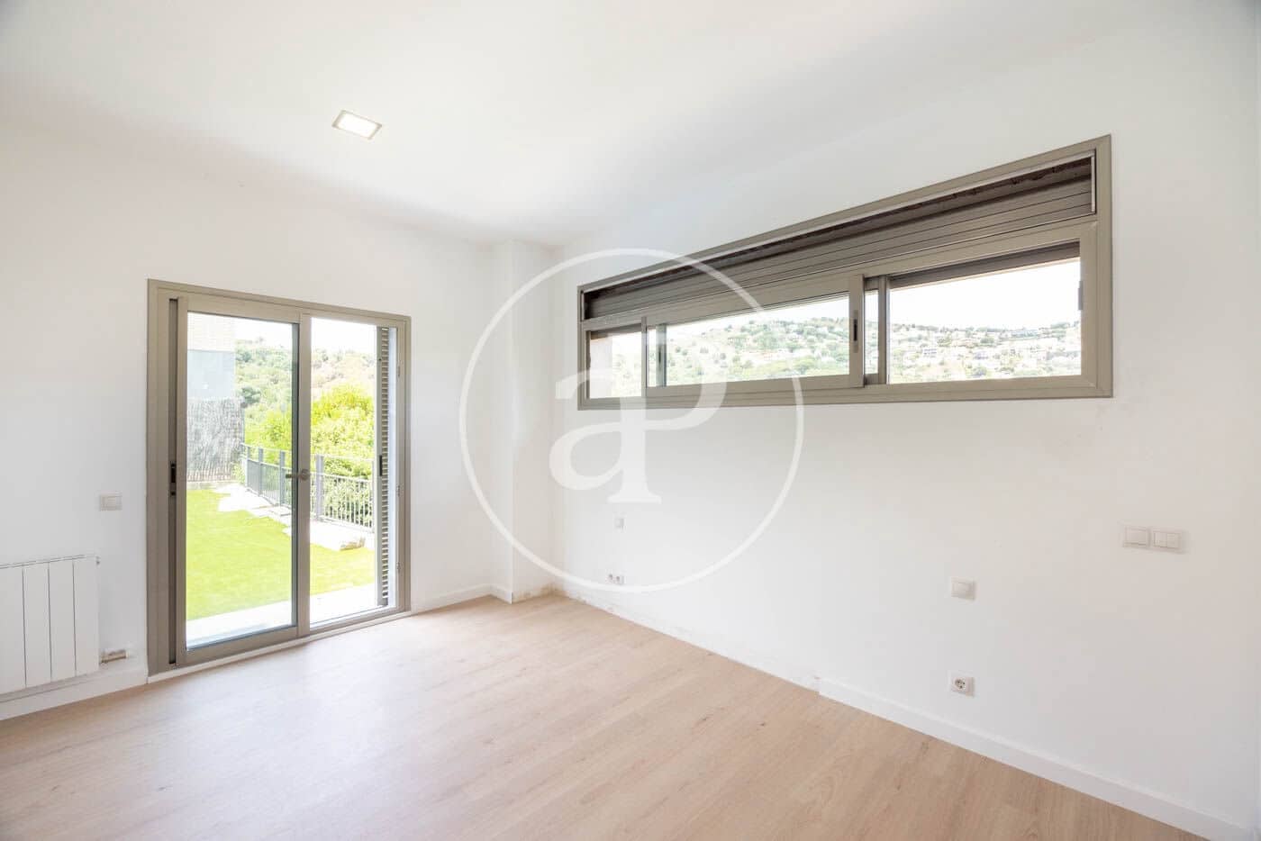 4 soveværelse Villa til salg i Alella med swimmingpool - € 990.000 (Ref: 9069047)