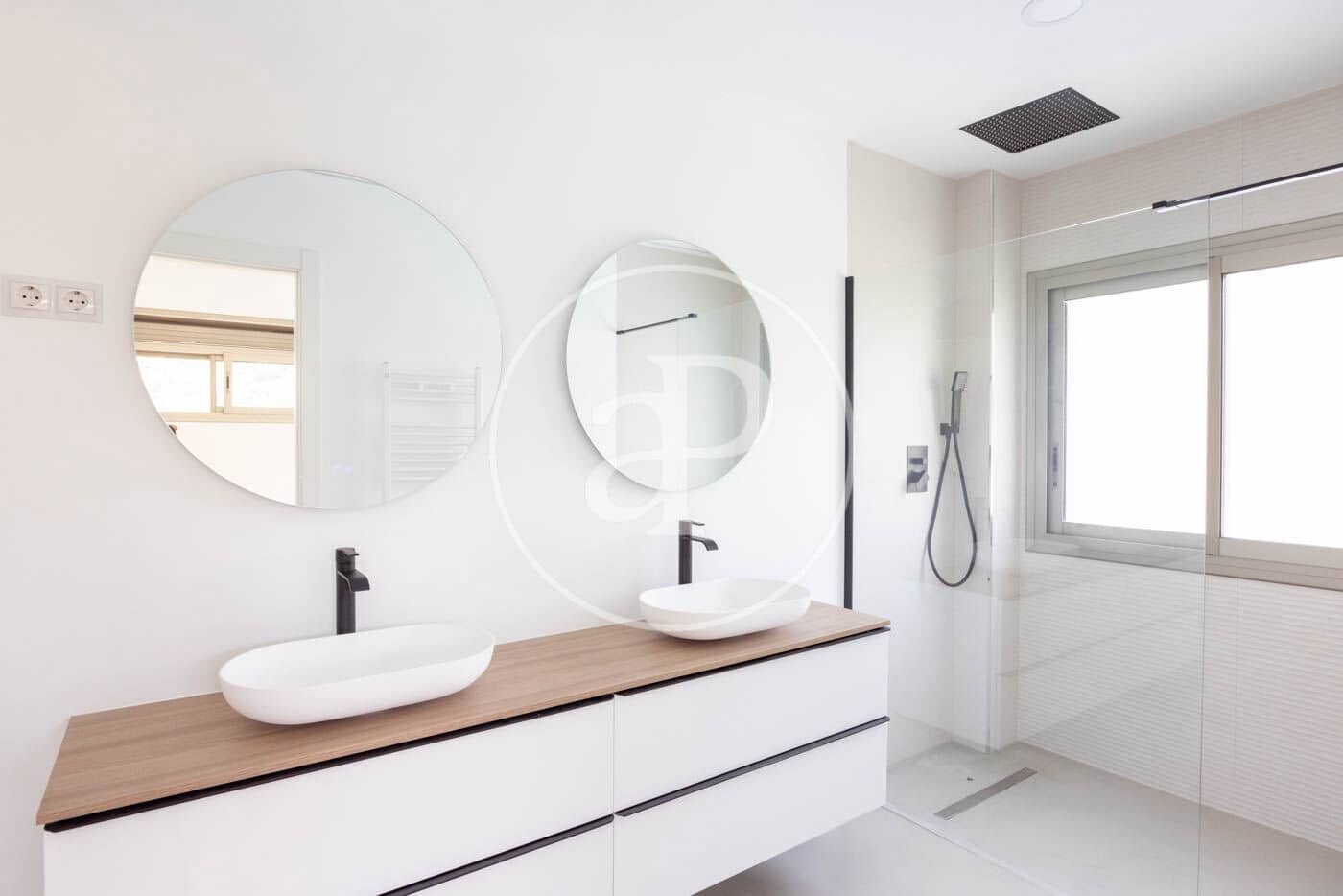 4 soveværelse Villa til salg i Alella med swimmingpool - € 990.000 (Ref: 9069047)